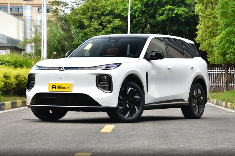 215 Intelligent Driving Premium Model
